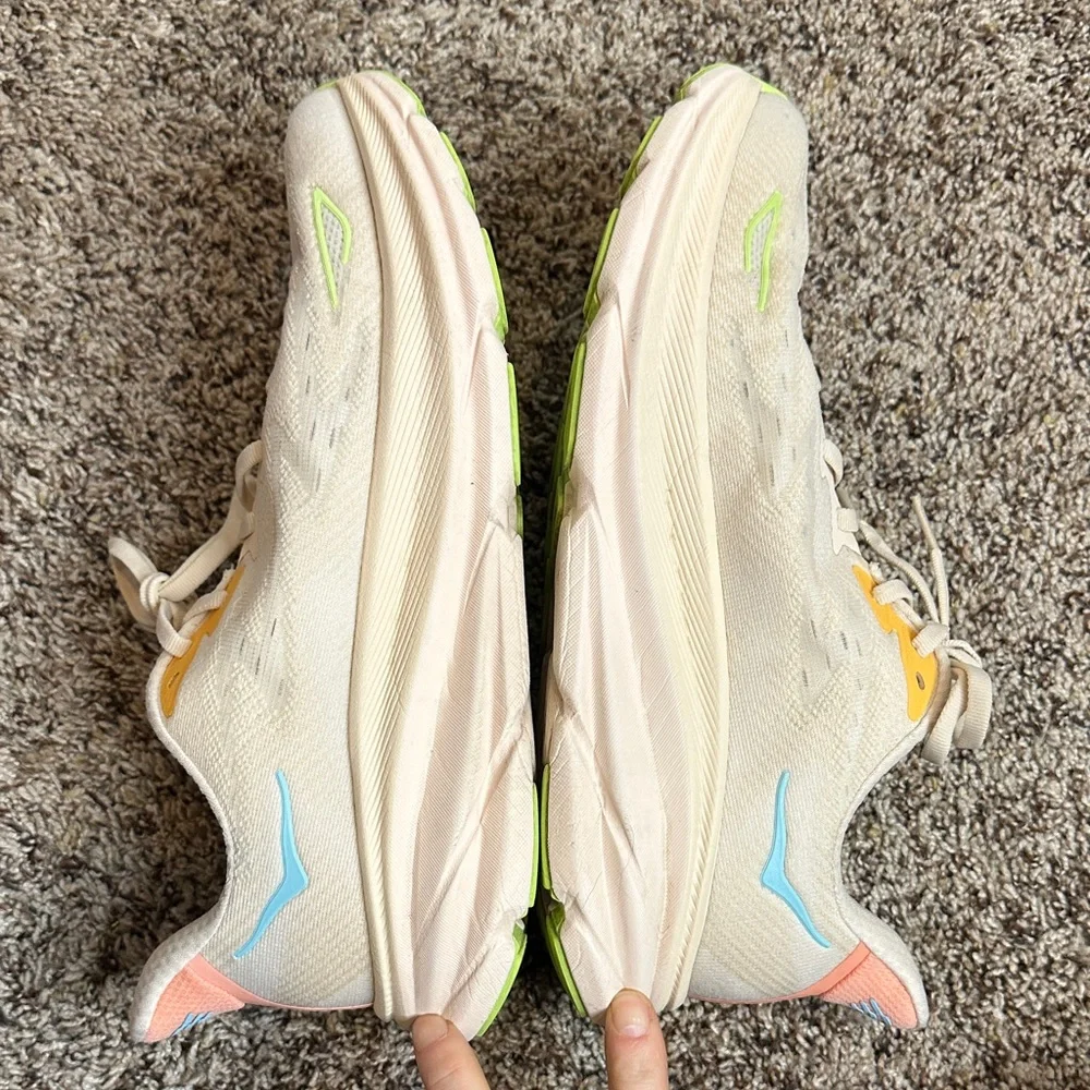 Hoka Clifton - Picture 4 of 7